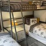Appartement 2 Bedroom 2 Bathroom Luxury 1 Minute From Pet Friendly Free Parking - Free Off-site Health Club Access With Pool, Sauna, Steam & Gym Short 10 Minute Drive Away