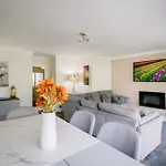 2 Bedroom 2 Bathroom Luxury 1 Minute From Pet Friendly Free Parking - Free Off-site Health Club Access With Pool, Sauna, Steam & Gym Short 10 Minute Drive Away Appartement *