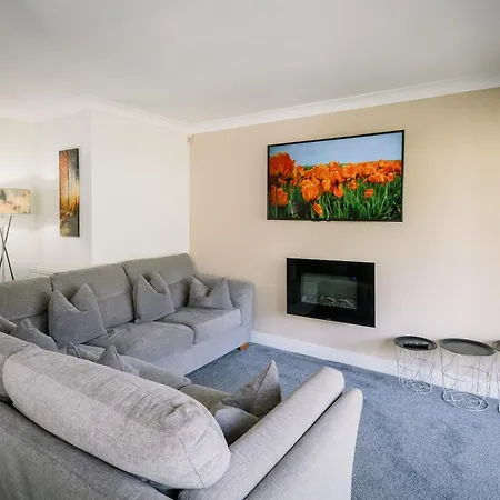 Appartement 2 Bedroom 2 Bathroom Luxury 1 Minute From Pet Friendly Free Parking - Free Off-site Health Club Access With Pool, Sauna, Steam & Gym Short 10 Minute Drive Away *