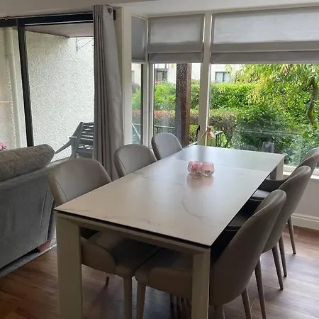 2 Bedroom 2 Bathroom Luxury 1 Minute From Pet Friendly Free Parking - Free Off-site Health Club Access With Pool, Sauna, Steam & Gym Short 10 Minute Drive Away * Winster (Cumbria)